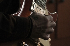 Guitaring