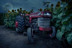 Tractor